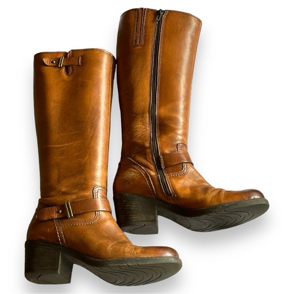 Clarks Shoes - *EUC* Beautiful Brown Leather Knee High Boots | Clarks | Size 7.5